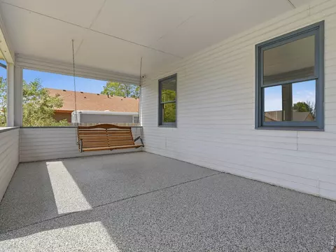 Exterior - 101 Sioux Dr, Berthoud, CO 80513 photo 5 of 12