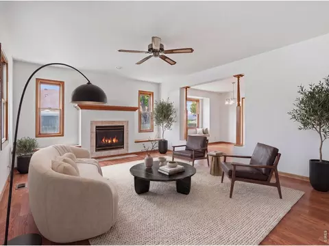 Living - 101 Sioux Dr, Berthoud, CO 80513 photo 3 of 6