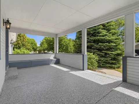 Exterior - 101 Sioux Dr, Berthoud, CO 80513 photo 6 of 12