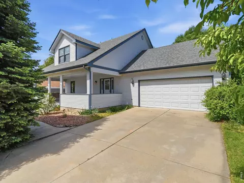 Exterior - 101 Sioux Dr, Berthoud, CO 80513 photo 3 of 12