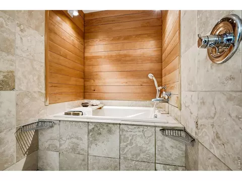 Bath - 35310 Boulder Canyon Dr, Boulder, CO 80302 photo 3 of 4
