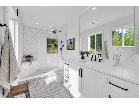Bath - 408 Millionaire Dr, Boulder, CO 80302 photo 1 of 4