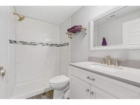 Bath - 3712 E 139th Ave, Thornton, CO 80602 photo 3 of 3