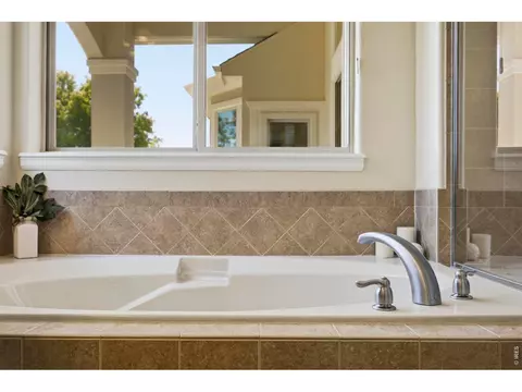 Bath - 37018 Soaring Eagle Cir, Severance, CO 80550 photo 3 of 6