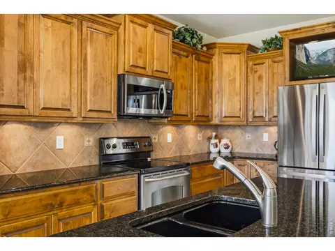 Kitchen - 37018 Soaring Eagle Cir, Severance, CO 80550 photo 5 of 7