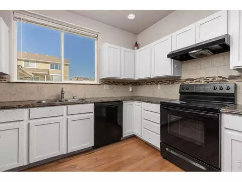 Kitchen - 805 Mt Sneffels Ave, Windsor, CO 80550 photo 2 of 4
