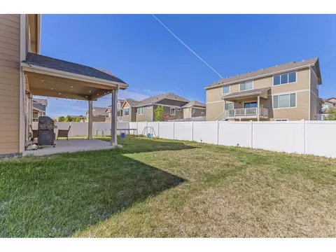 Exterior - 805 Mt Sneffels Ave, Windsor, CO 80550 photo 3 of 6