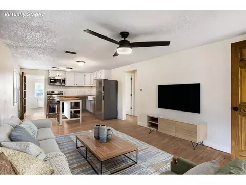 1041 Pratt St, Longmont, CO 80501