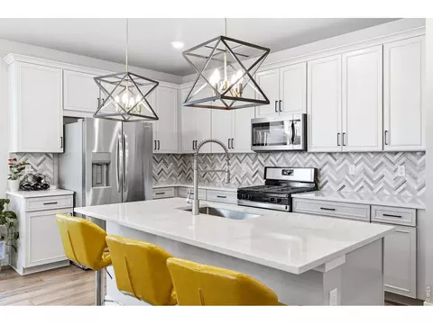 8453 Gladiola Ct #A, Arvada, CO 80005