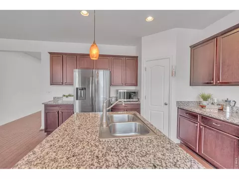 Kitchen - 25447 E 4th Ave, Aurora, CO 80018 photo 5 of 5