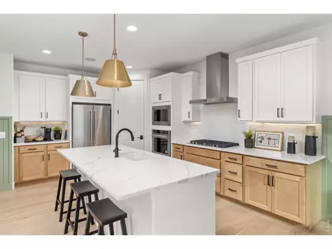 Kitchen - 12736 Bend Ct, Longmont, CO 80504 photo 3 of 4