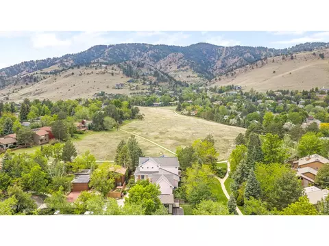 View/Area - 3917 Orchard Ct, Boulder, CO 80304 photo 3 of 7
