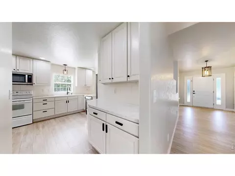 Entry Way - 3342 68th Ave Ct, Greeley, CO 80634 photo 2 of 2
