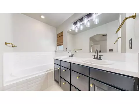 Bath - 3342 68th Ave Ct, Greeley, CO 80634 photo 1 of 4
