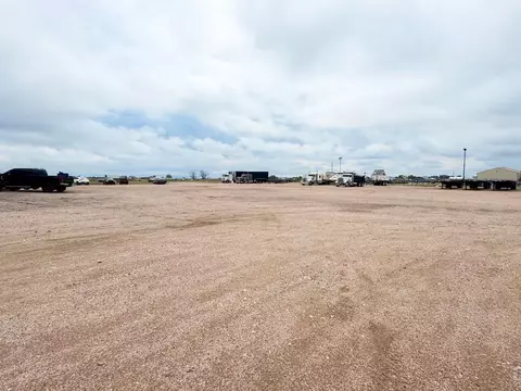610 Lone Tree Cir, Nunn, CO 80648