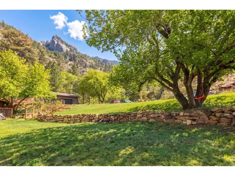 69 Baldwin Cir, Eldorado Springs, CO 80025