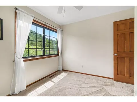 Bedroom - 239 Estes Park Estates Dr, Lyons, CO 80540 photo 2 of 2
