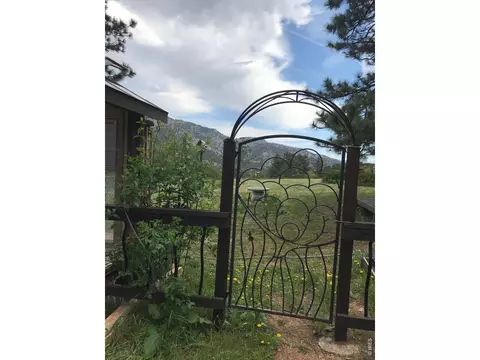 Exterior - 239 Estes Park Estates Dr, Lyons, CO 80540 photo 1 of 8