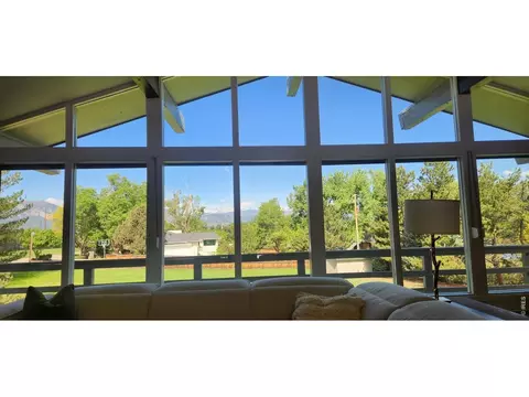 19 Ridge Rd, Boulder, CO 80303