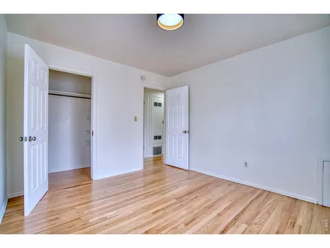 Bedroom - 325 27th St, Boulder, CO 80305 photo 4 of 4