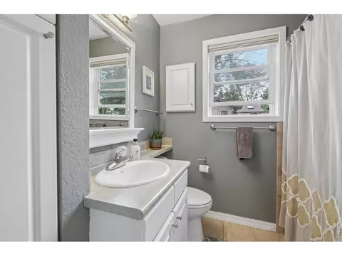 Bath - 4774 Valhalla Dr, Boulder, CO 80301 photo 4 of 4