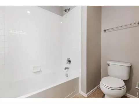 Bath - 600 Botley Dr, Windsor, CO 80550 photo 5 of 7