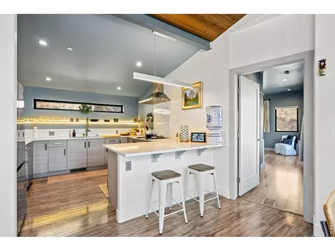 Kitchen - 865 N Cedar Brook Rd, Boulder, CO 80304 photo 1 of 8