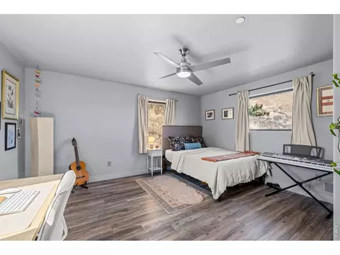 Bedroom - 865 N Cedar Brook Rd, Boulder, CO 80304 photo 5 of 7