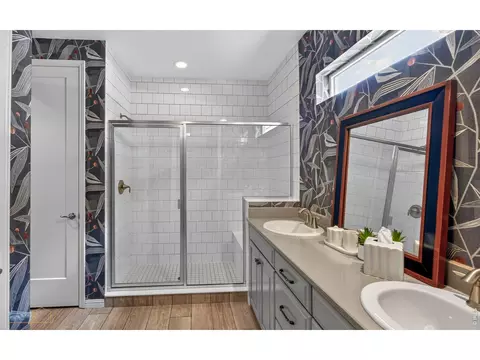 Bath - 12556 W Montane Dr, Broomfield, CO 80021 photo 2 of 4