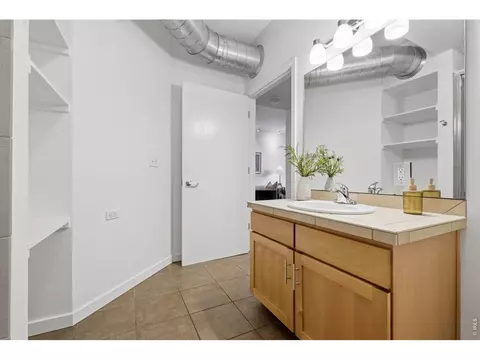 Bath - 2810 E College Ave #109, Boulder, CO 80303 photo 1 of 3