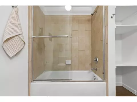 Bath - 2810 E College Ave #109, Boulder, CO 80303 photo 3 of 3