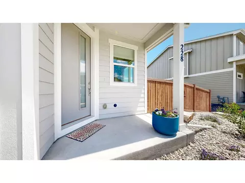 228 E 4th St, Berthoud, CO 80513