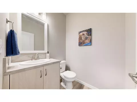 Bath - 228 E 4th St, Berthoud, CO 80513 photo 2 of 4