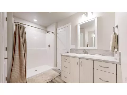 Bath - 228 E 4th St, Berthoud, CO 80513 photo 1 of 4