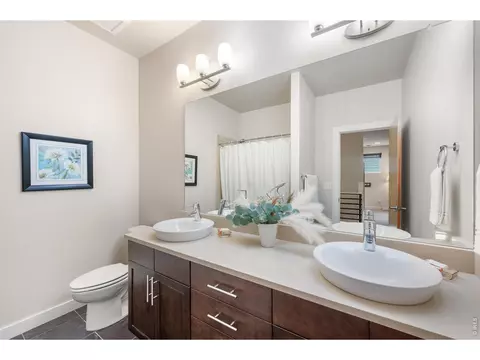 Bath - 3627 Silverton St, Boulder, CO 80301 photo 4 of 4