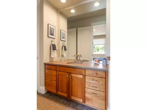 Bath - 5366 Westridge Dr, Boulder, CO 80301 photo 5 of 6