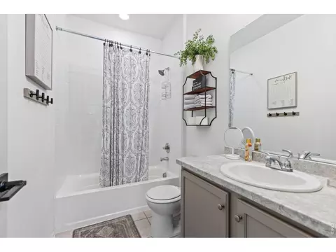 Bath - 5524 Bexley Dr, Windsor, CO 80550 photo 2 of 2