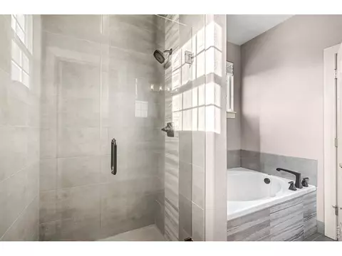 Bath - 1900 E Seadrift Dr #C, Windsor, CO 80550 photo 1 of 3