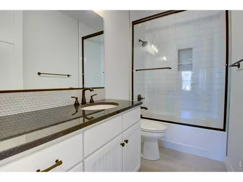 Bath - 5705 2nd St Rd, Greeley, CO 80634 photo 4 of 4