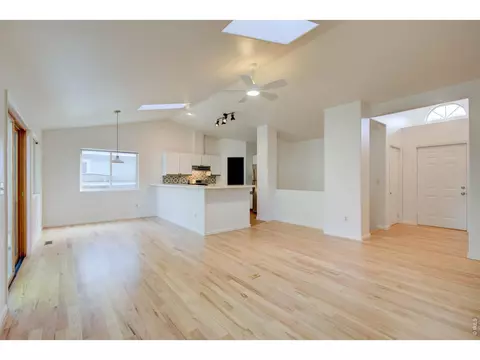 Living - 213 Welch Dr, Lyons, CO 80540 photo 3 of 5