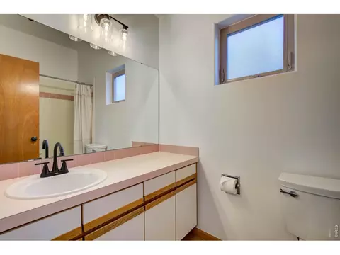 Bath - 213 Welch Dr, Lyons, CO 80540 photo 1 of 4