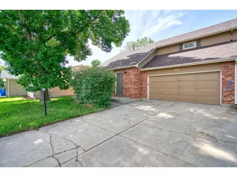 928 Torrey Pine Pl, Loveland, CO 80538