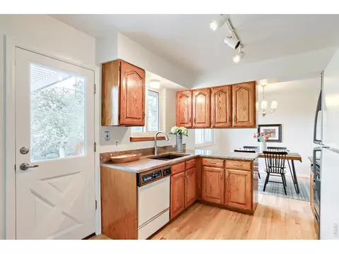 Kitchen - 1360 Lehigh St, Boulder, CO 80305 photo 2 of 3