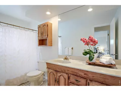 Bath - 1360 Lehigh St, Boulder, CO 80305 photo 1 of 2
