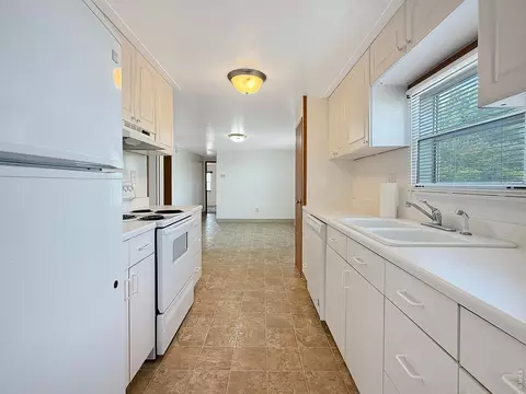 Kitchen - 901 Phelps St, Sterling, CO 80751 photo 3 of 5