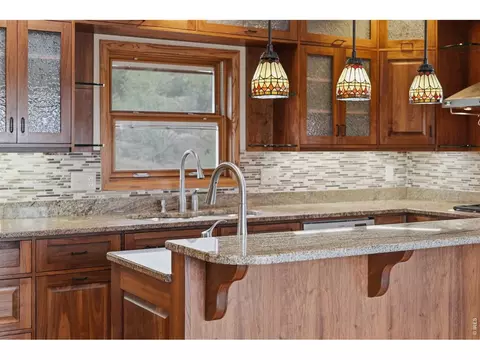 Kitchen - 26 Poorwill Ln, Laporte, CO 80535 photo 3 of 8