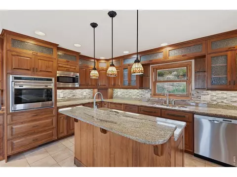 Kitchen - 26 Poorwill Ln, Laporte, CO 80535 photo 5 of 8