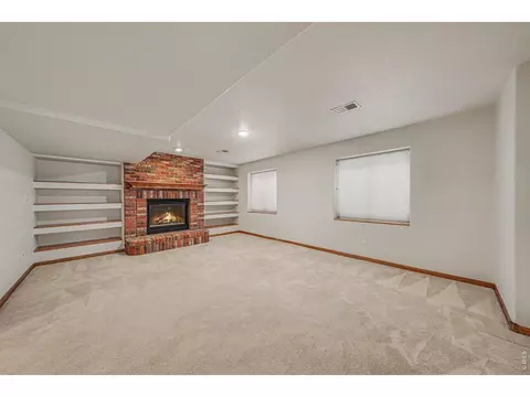 Living - 204 Pelican Cv, Windsor, CO 80550 photo 8 of 9