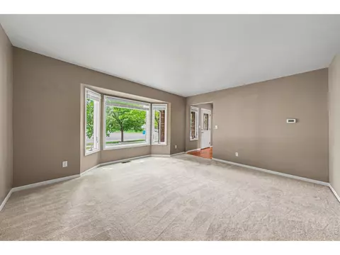Living - 204 Pelican Cv, Windsor, CO 80550 photo 4 of 9
