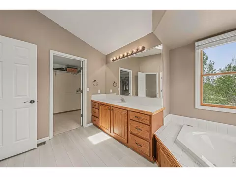 Bath - 204 Pelican Cv, Windsor, CO 80550 photo 3 of 5